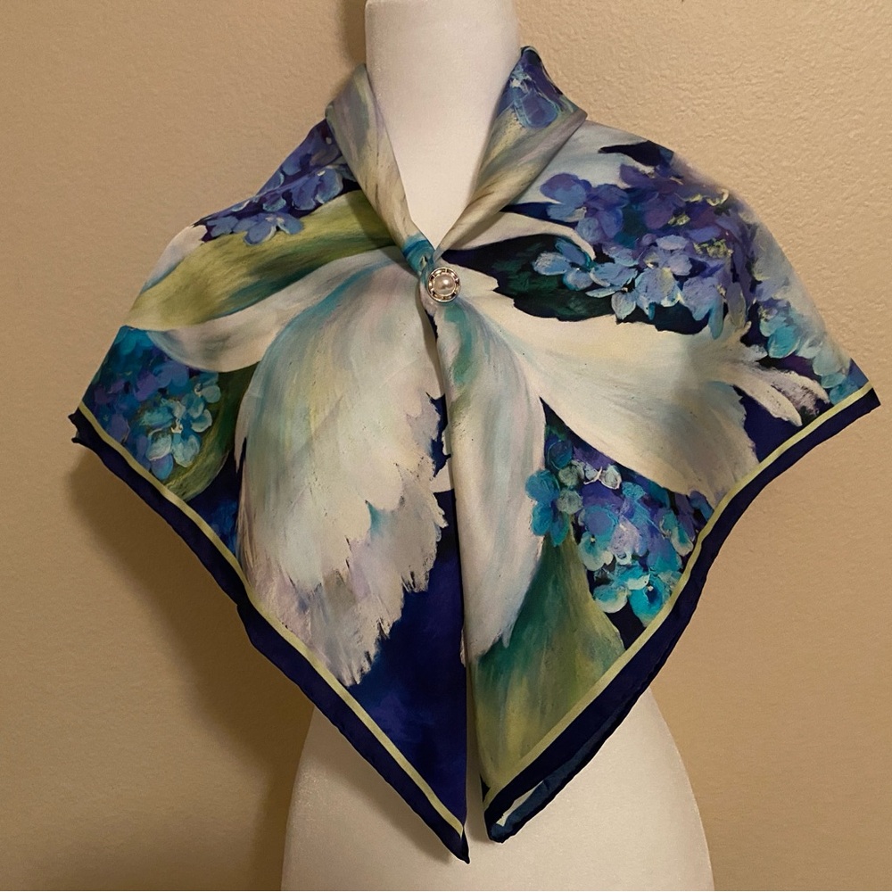 BONUS GIFT Mulberry Silk HANDMADE Blue Floral Hand Stitched Scarf Wrap - Picture 4 of 8
